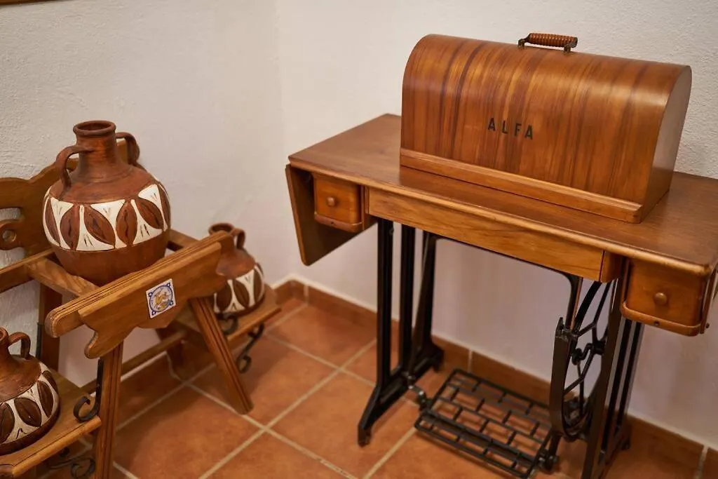 Sotillo E-6-8 سان خوسيه بيت للعطل